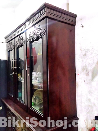 মালয়েশিয়ান উড কাঠের  শোকেস।